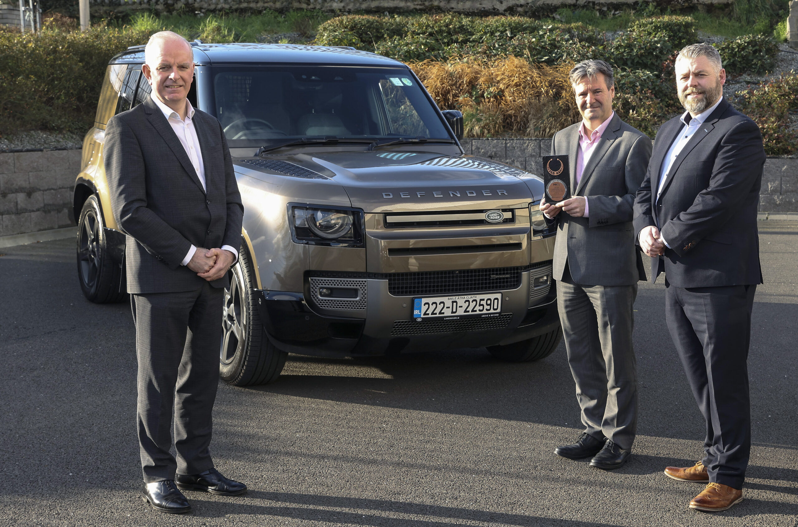 Land Rover Defender Wins Irish Commercial SUV of the Year Award 2023